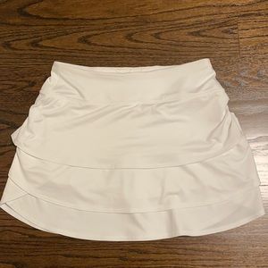 Athleta white skort size medium tall. Never worn.